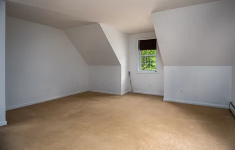 577 Raymond Road Candia NH 03034