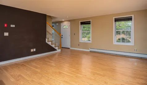 577 Raymond Road Candia NH 03034