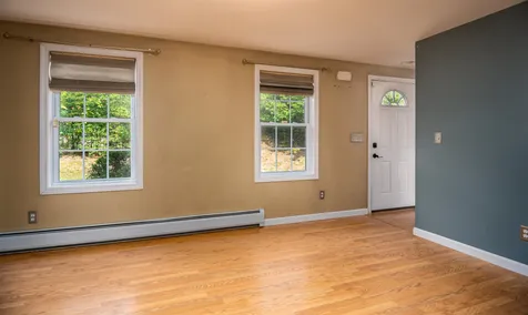 577 Raymond Road Candia NH 03034