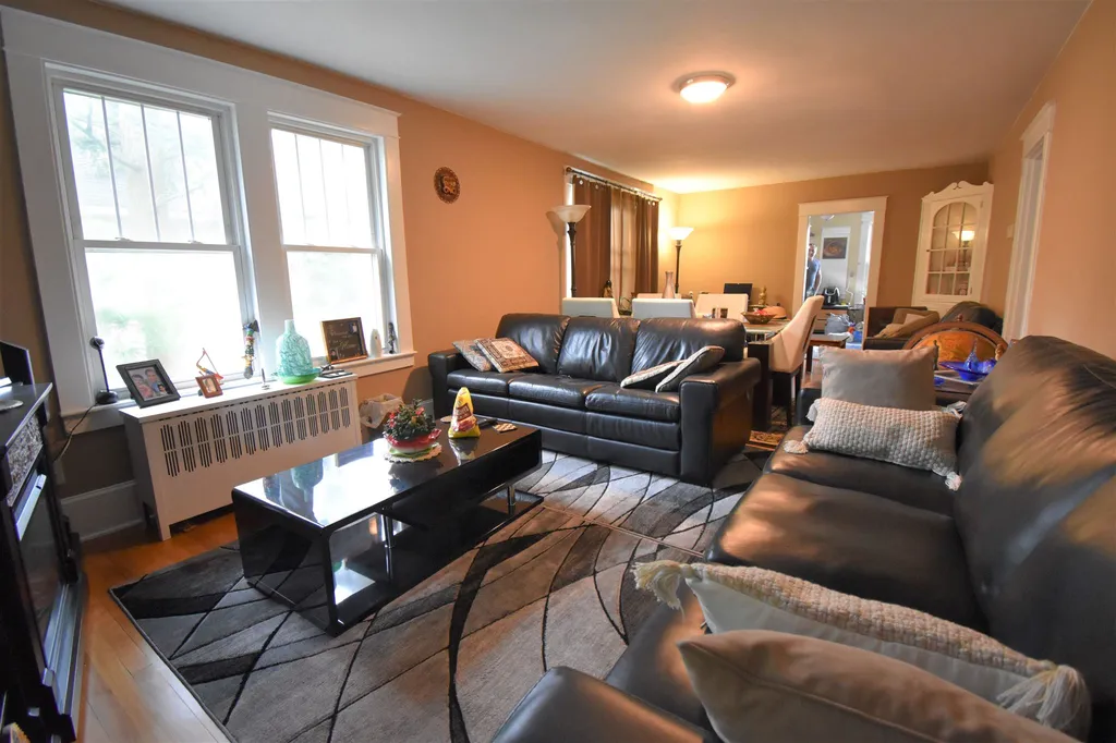 882 Beech Street Manchester NH 03104