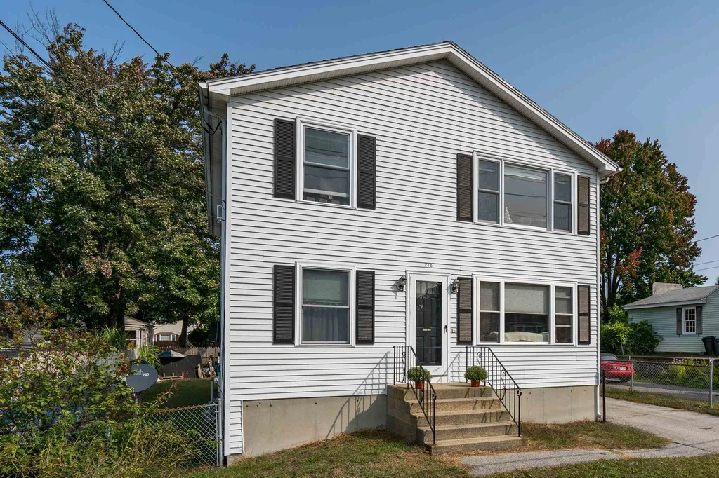 216 Vinton Street Manchester NH 03103