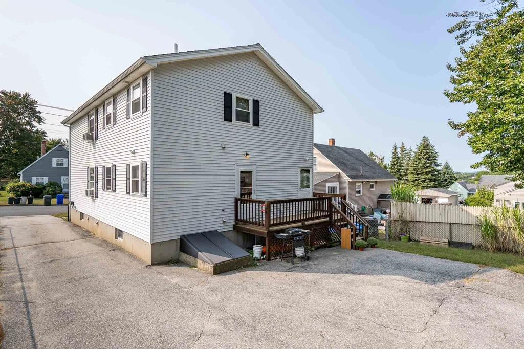 216 Vinton Street Manchester NH 03103