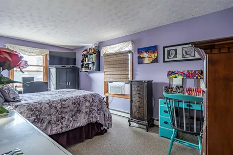 216 Vinton Street Manchester NH 03103