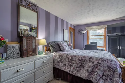 216 Vinton Street Manchester NH 03103