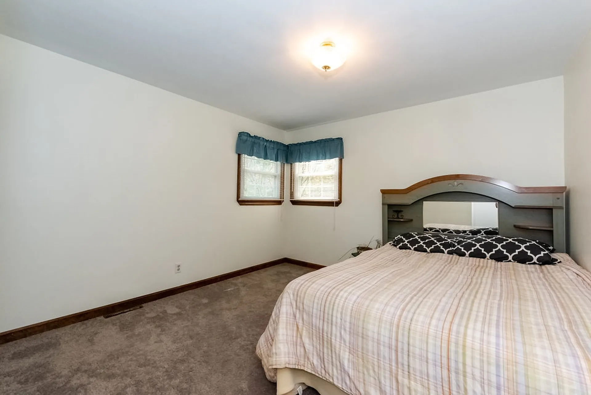 387 Hubbard Road Berwick ME 03901