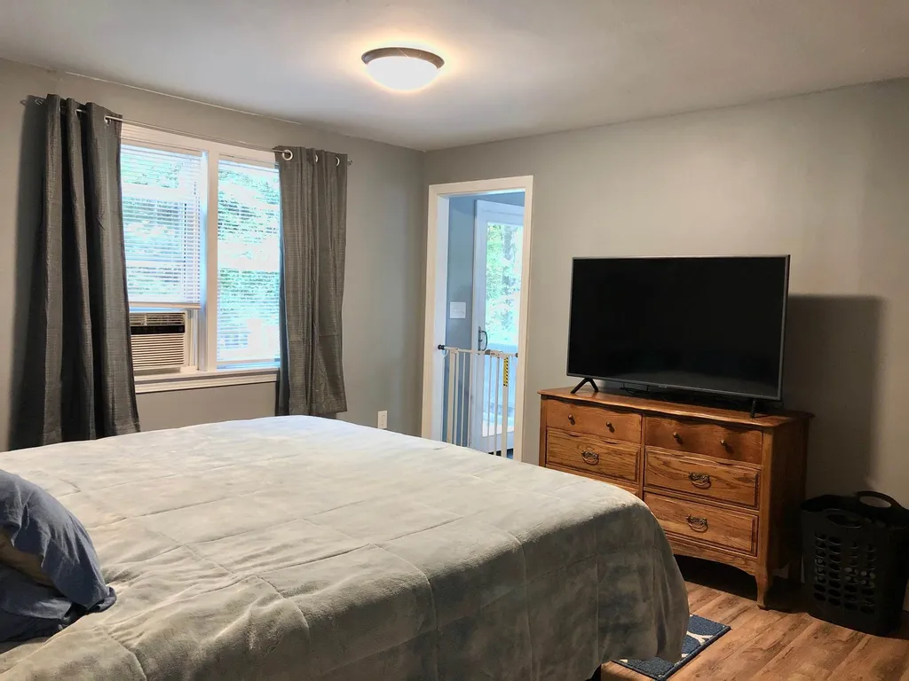 38 Mo Sett Avenue Goffstown NH 03045