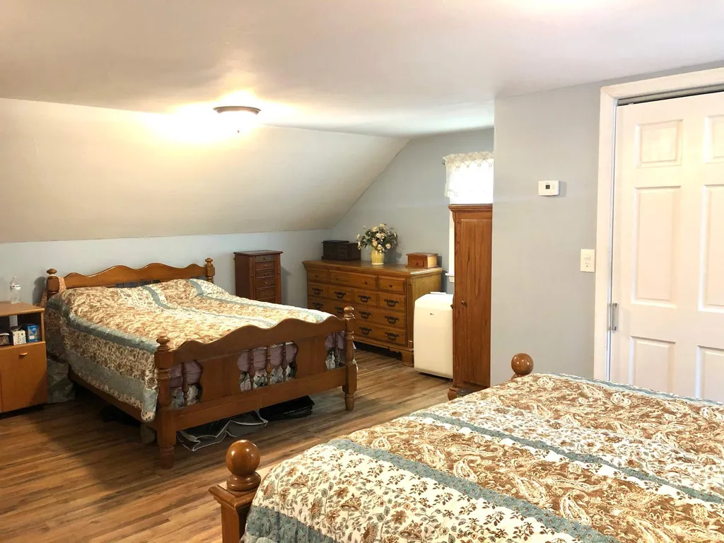 38 Mo Sett Avenue Goffstown NH 03045