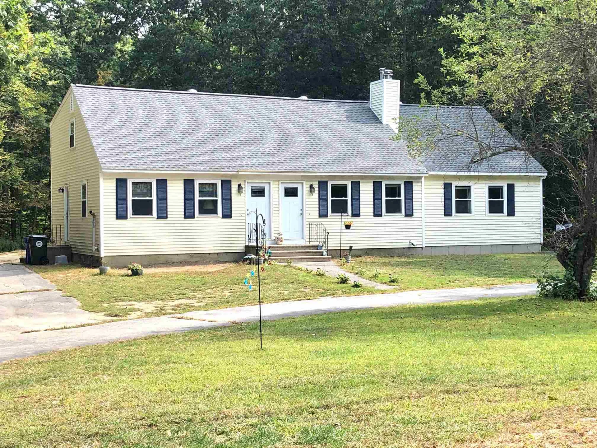 38 Mo Sett Avenue Goffstown NH 03045