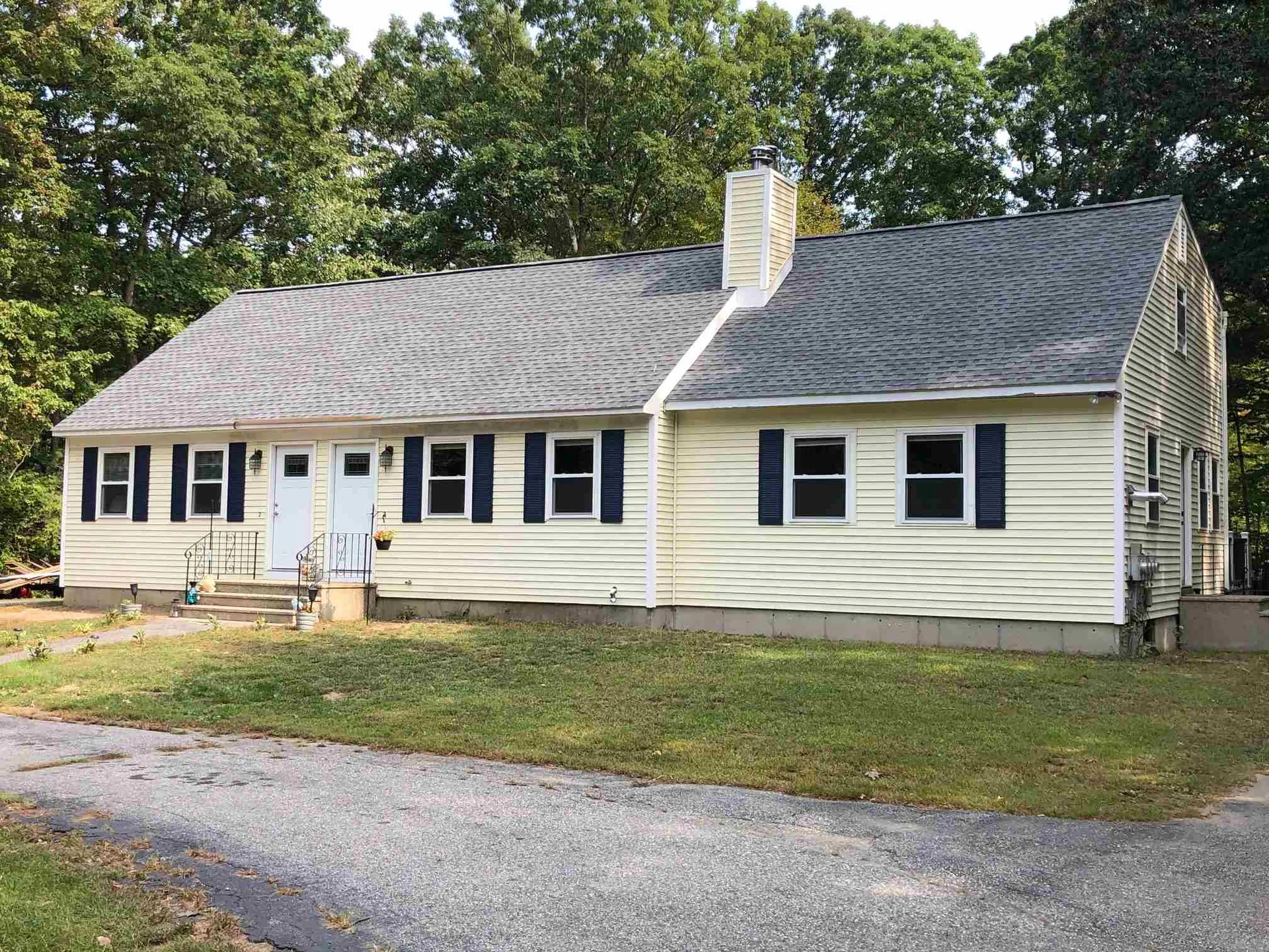 38 Mo Sett Avenue Goffstown NH 03045