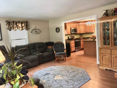 38 Mo Sett Avenue Goffstown NH 03045