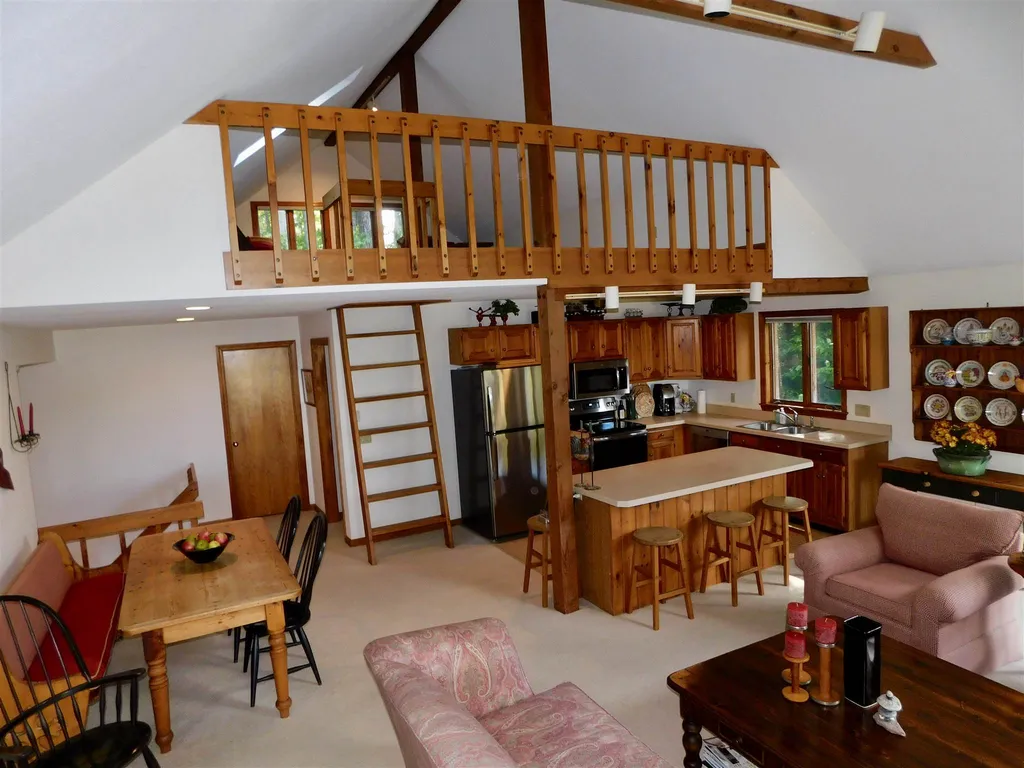 3 Troon Drive Grantham NH 03753