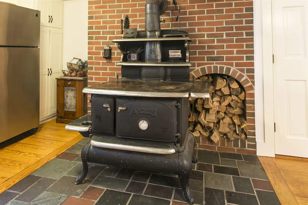 410 Burt Hill Road Winchester NH 03470