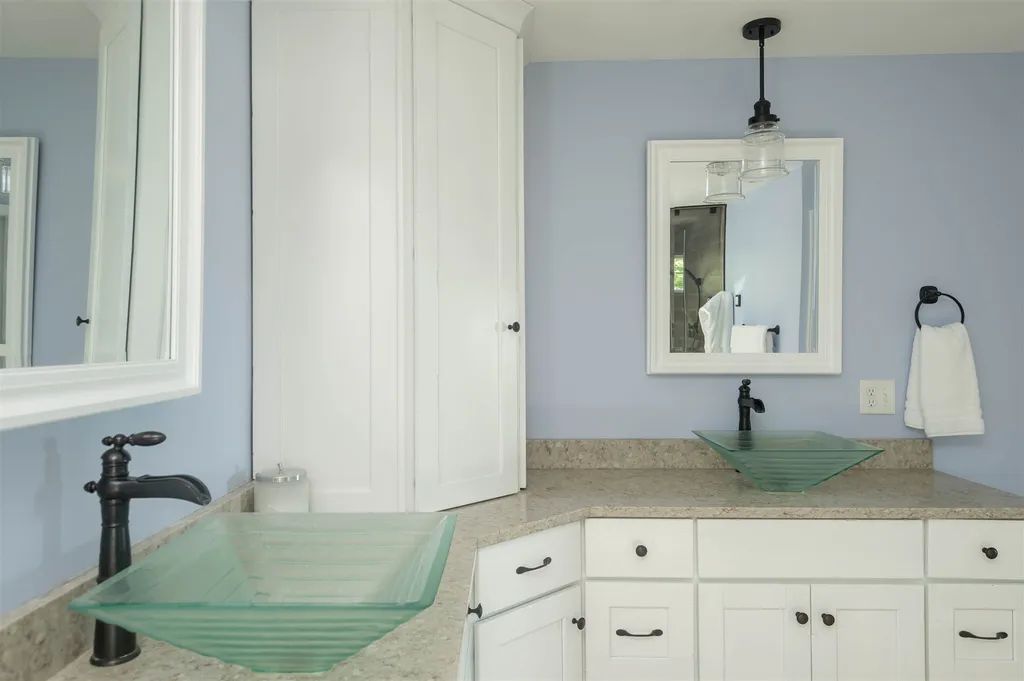 46 Orchard Hill Road Greenland NH 03840