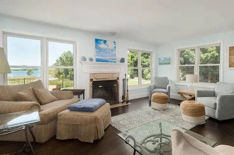 46 Orchard Hill Road Greenland NH 03840