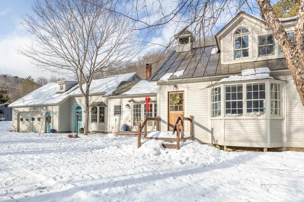 9295 Pomfret Road Pomfret VT 05053