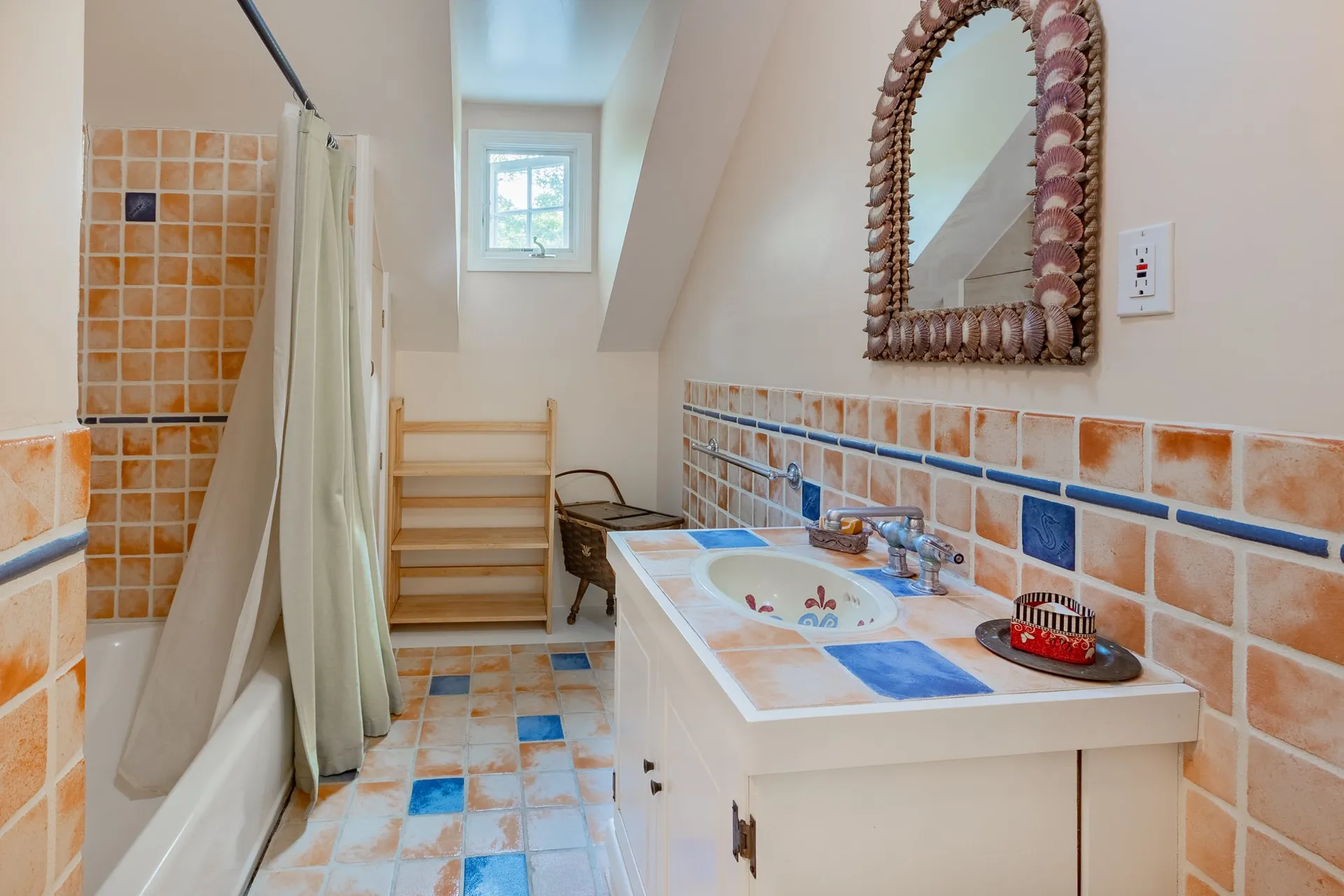 9295 Pomfret Road Pomfret VT 05053