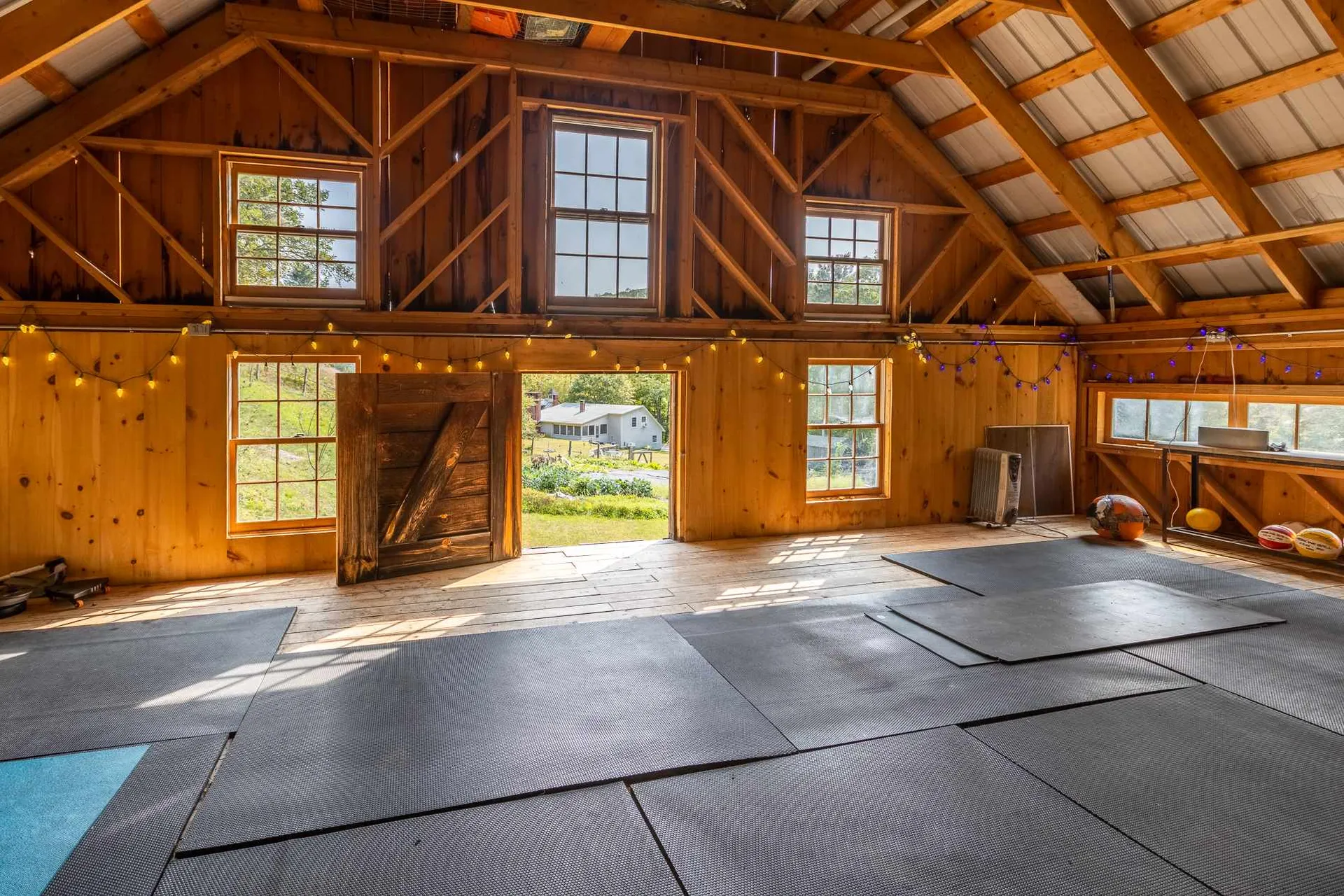 9295 Pomfret Road Pomfret VT 05053