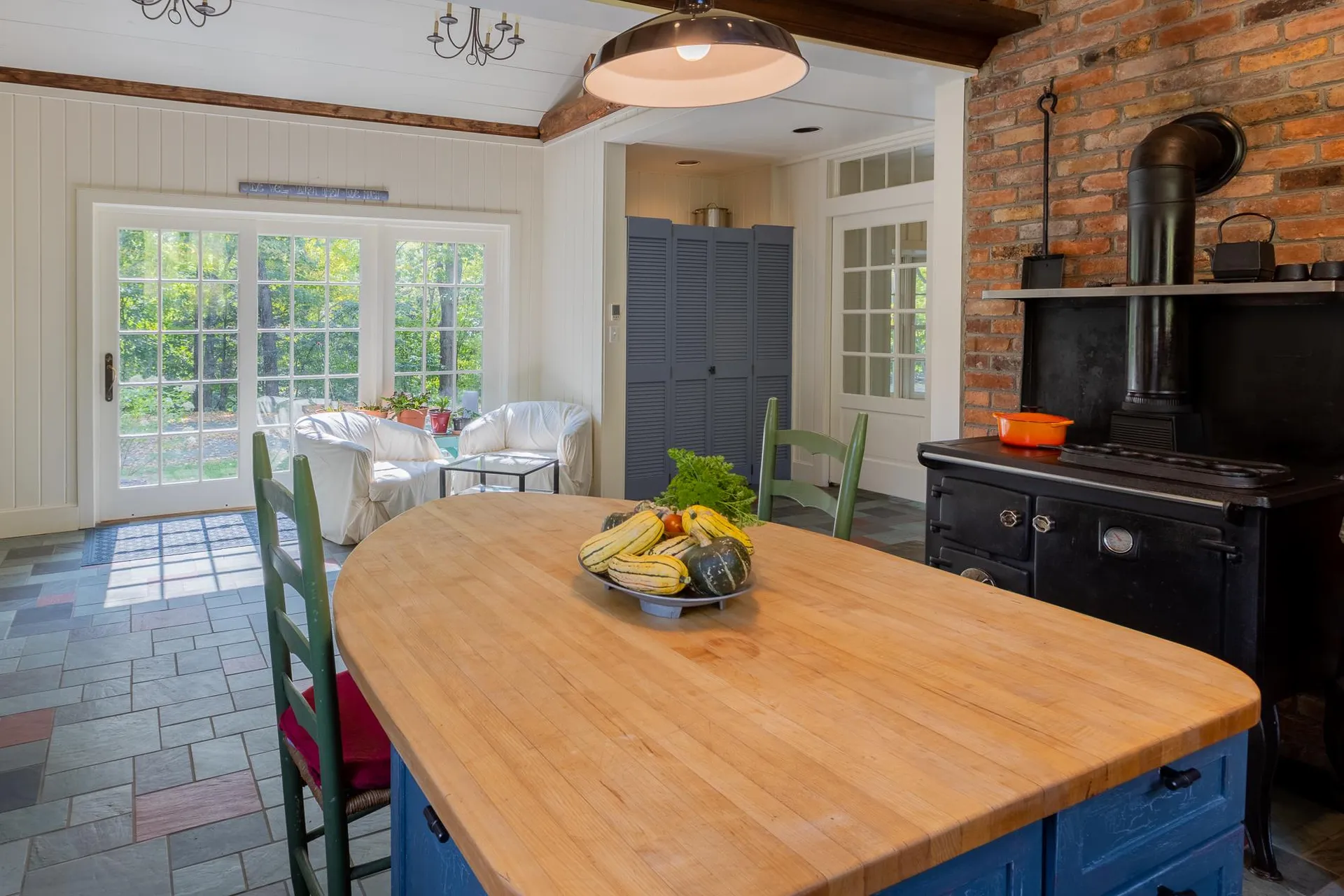 9295 Pomfret Road Pomfret VT 05053