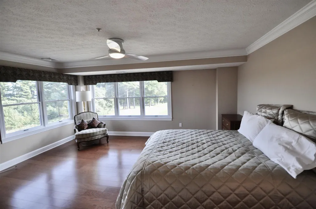 14 Mountain Laurels Drive Nashua NH 03062