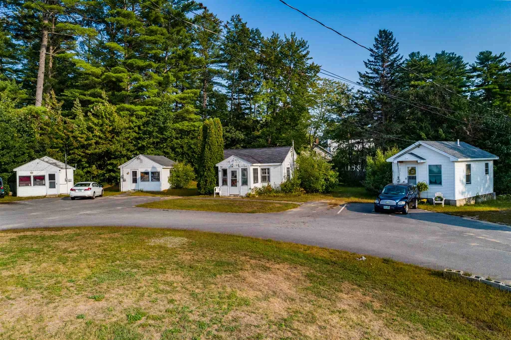 957 Laconia Road Tilton NH 03276