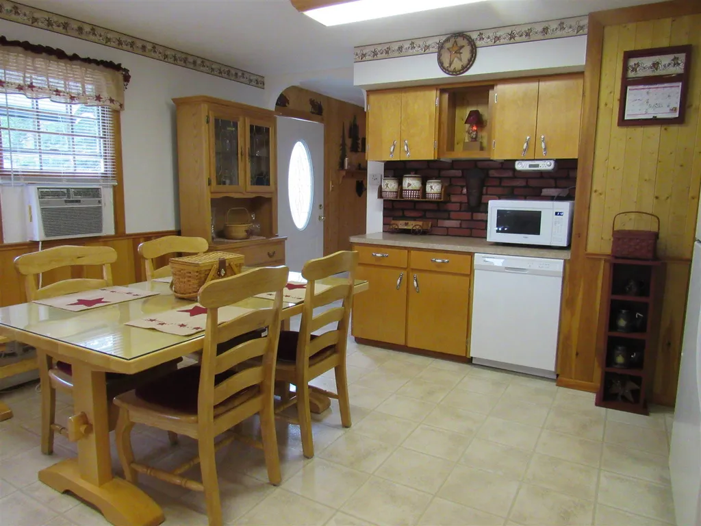532 Willard Street Berlin NH 03570