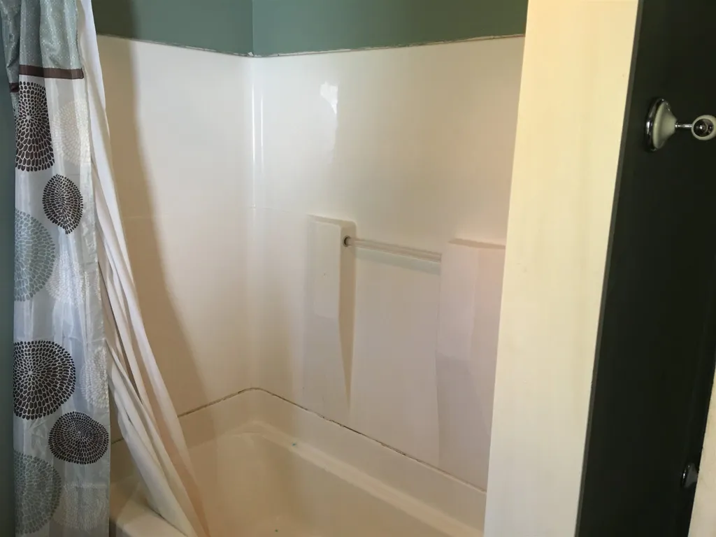239 Roxbury Street Keene NH 03431