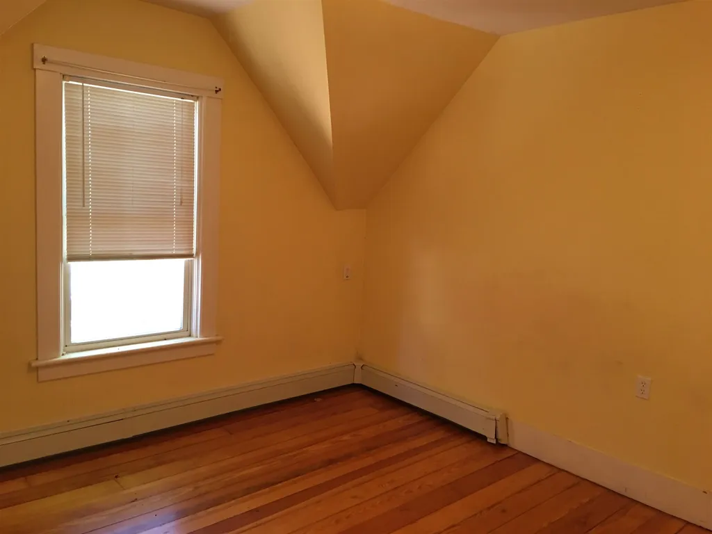 239 Roxbury Street Keene NH 03431