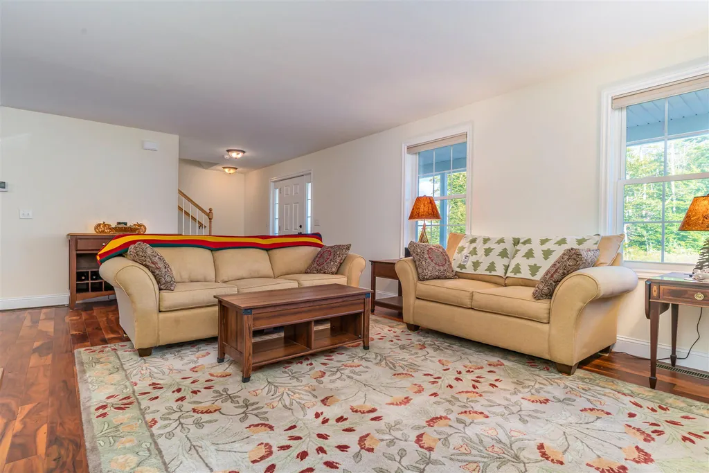 115 Hartford Brook Road Deerfield NH 03037