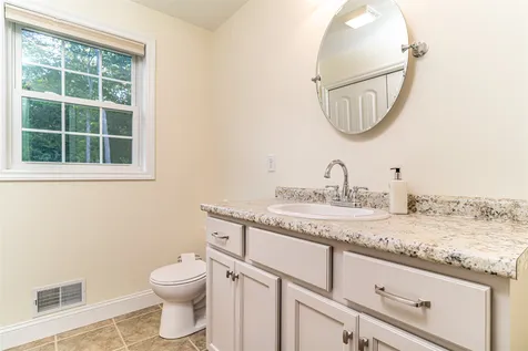 115 Hartford Brook Road Deerfield NH 03037