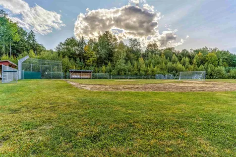 115 Hartford Brook Road Deerfield NH 03037
