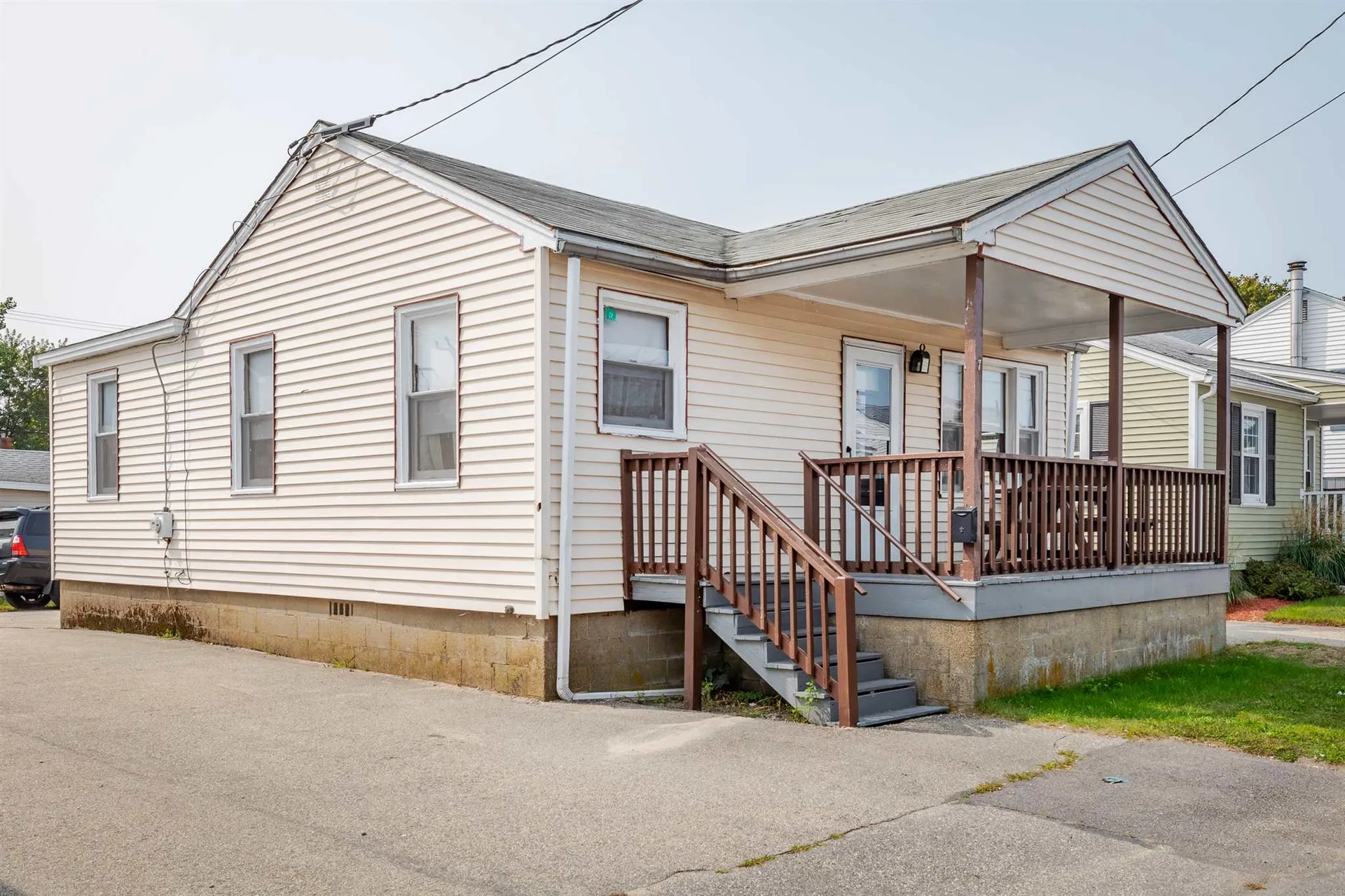 7 Tuttle Avenue Hampton NH 03842