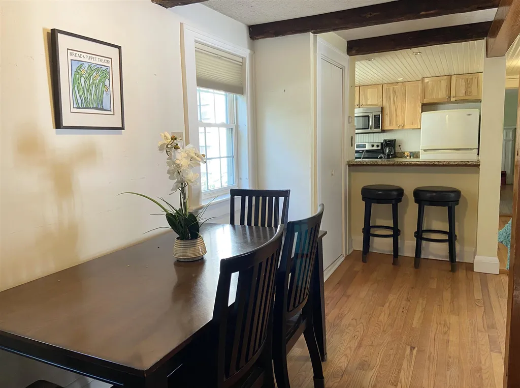 135 Raymond Road Colchester VT 05446