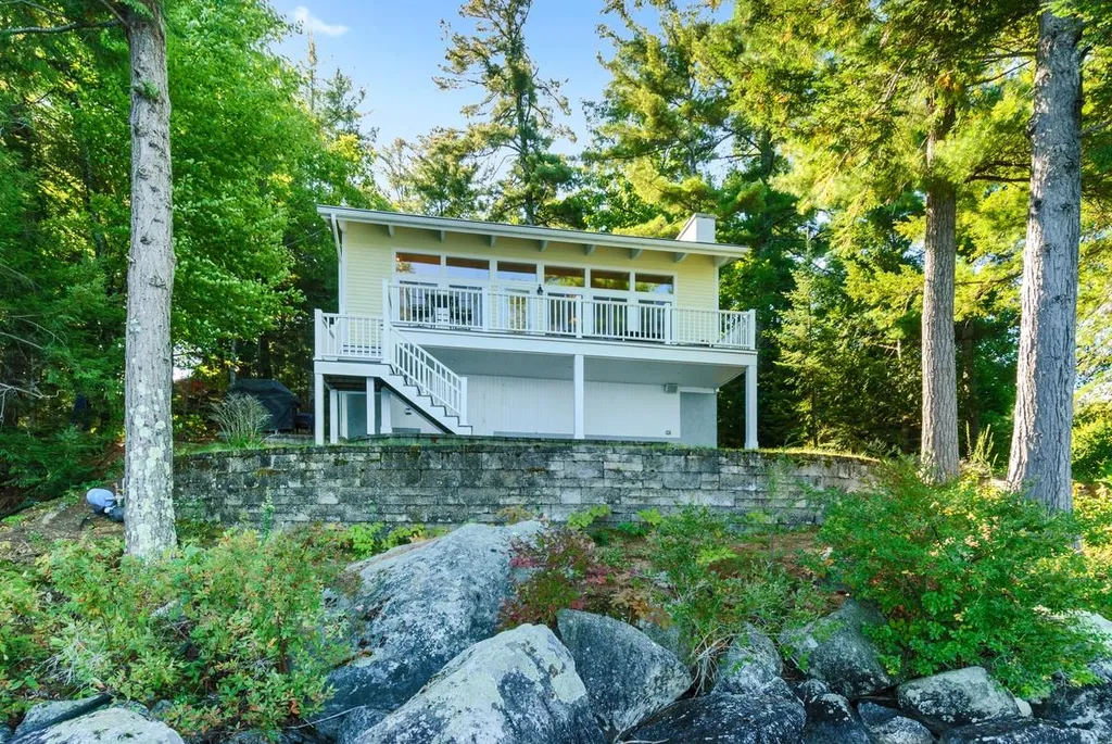 21 Pumpkin Point Road Alton NH 03810
