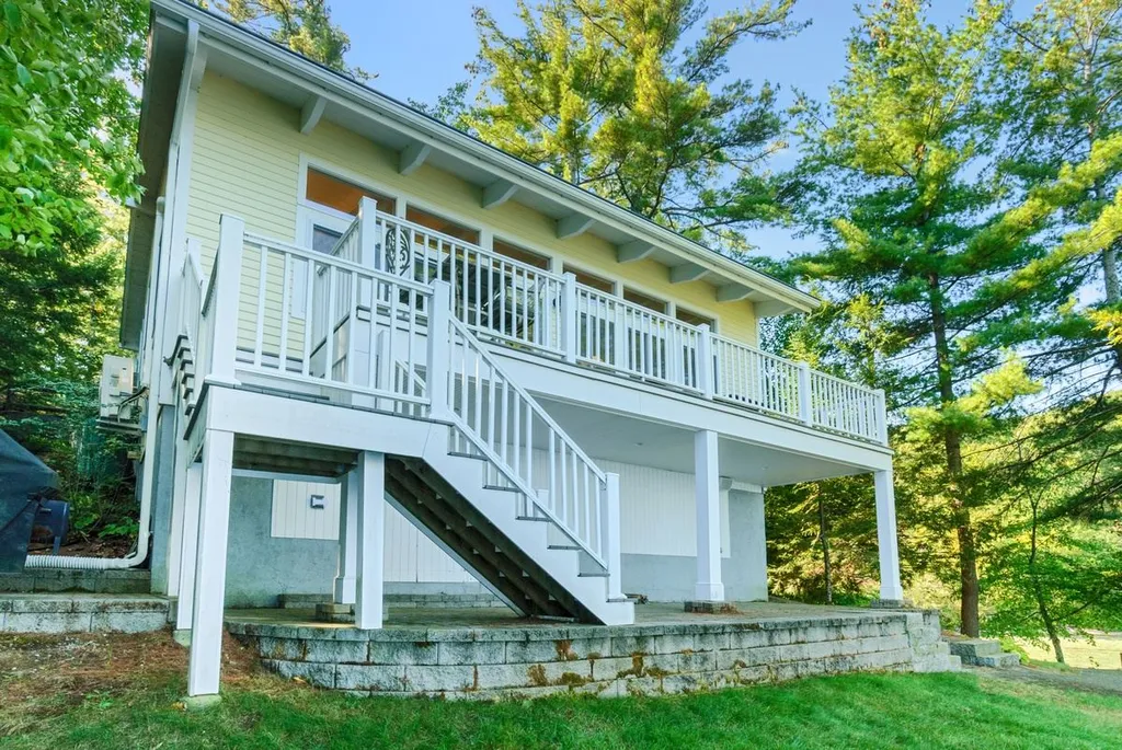 21 Pumpkin Point Road Alton NH 03810