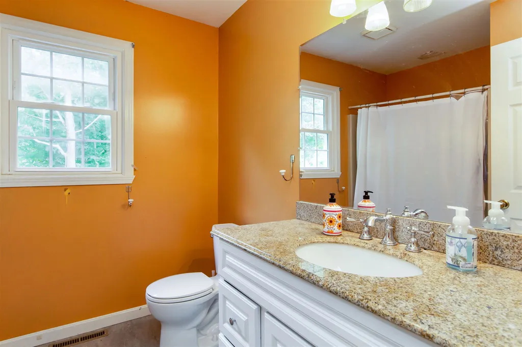 27 Aspen Drive Essex VT 05452