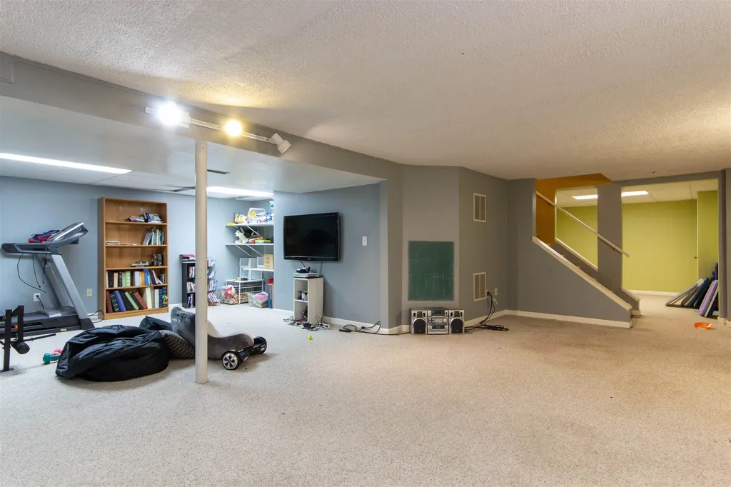 27 Aspen Drive Essex VT 05452