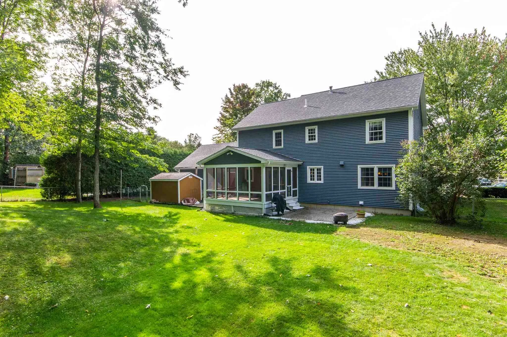 27 Aspen Drive Essex VT 05452