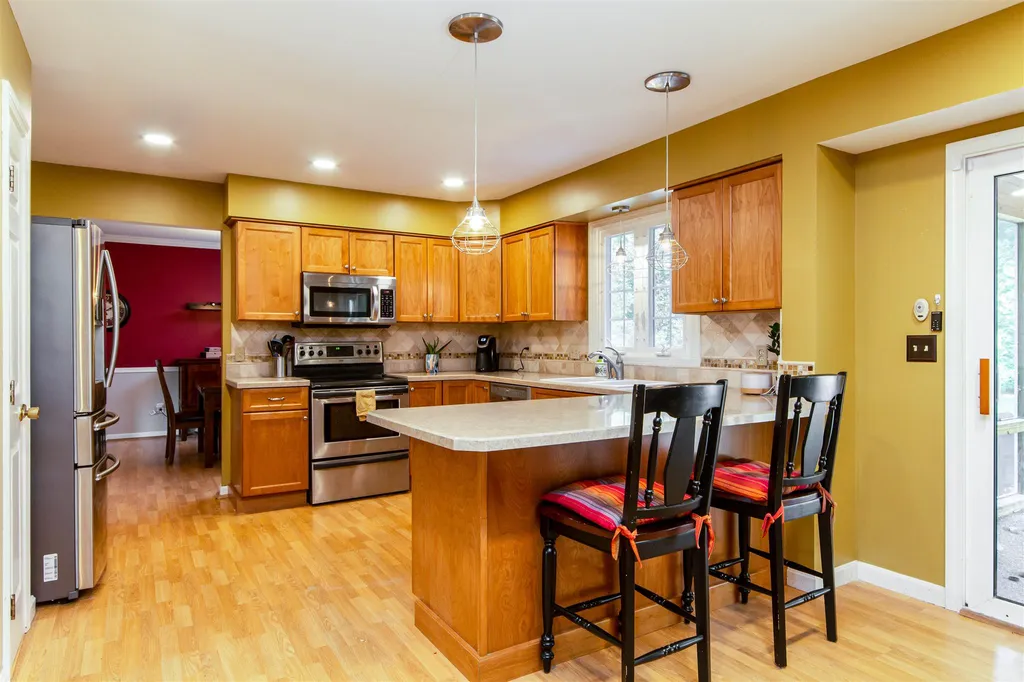27 Aspen Drive Essex VT 05452