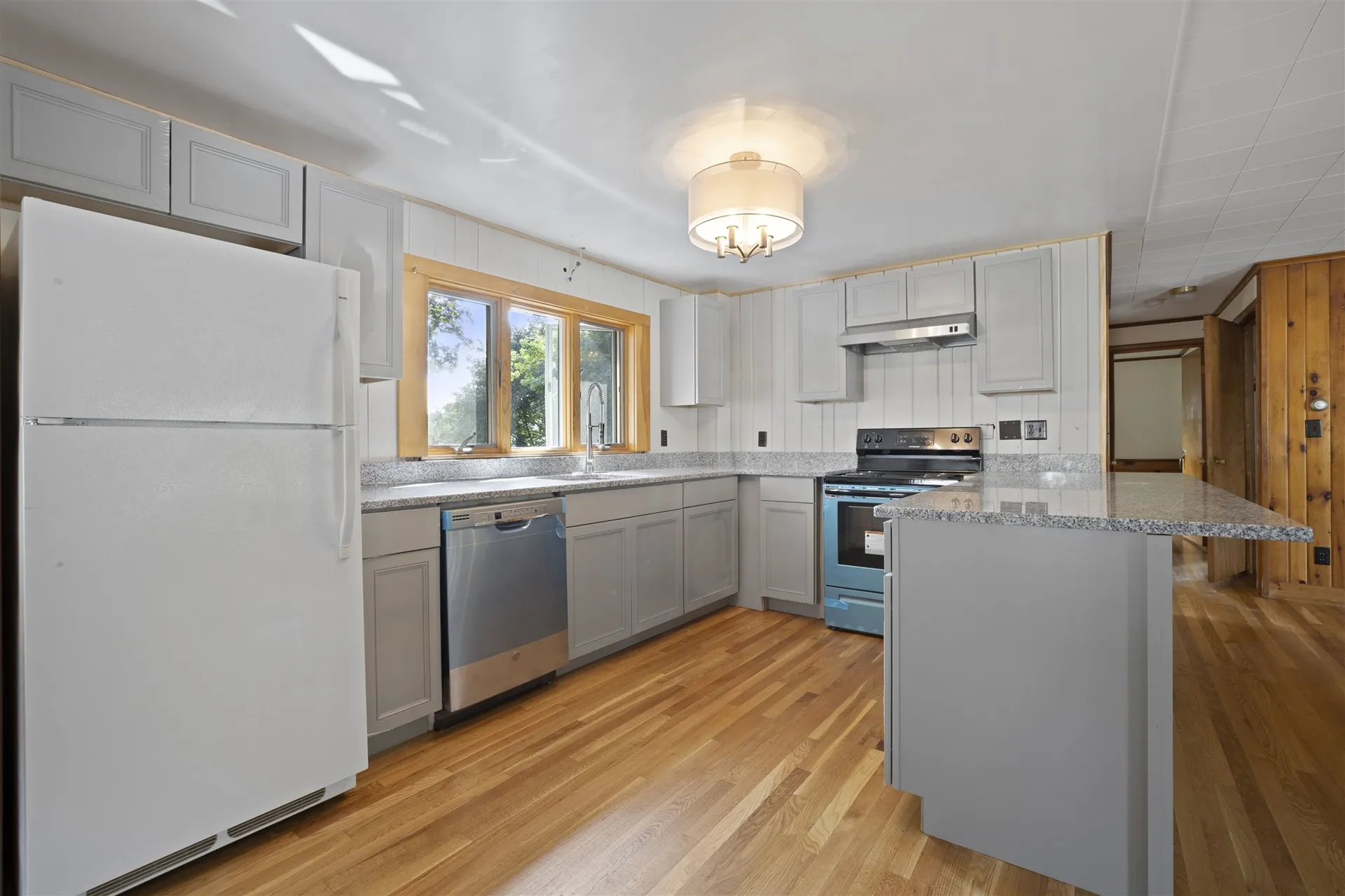 568 Middle Road Portsmouth NH 03801