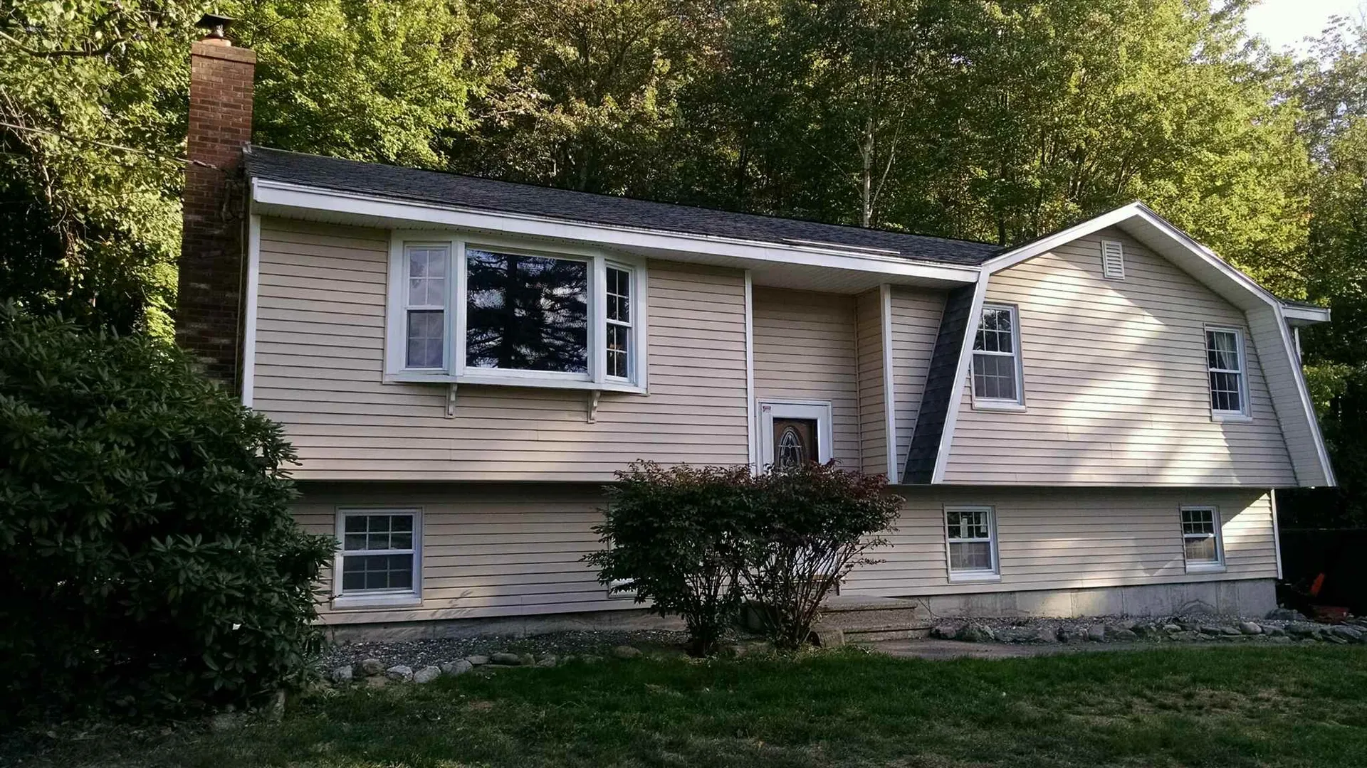 4 Mirra Avenue Derry NH 03038