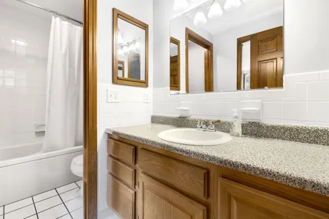 2 Taylor Court Peterborough NH 03458