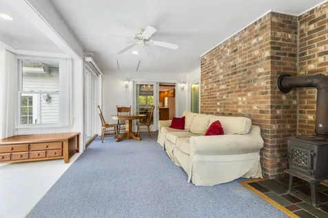 2 Taylor Court Peterborough NH 03458
