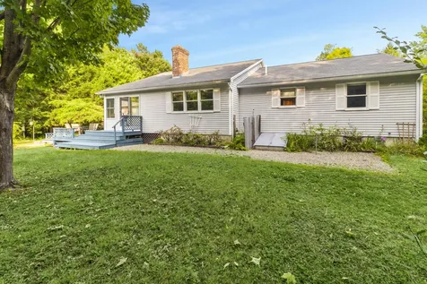 2 Taylor Court Peterborough NH 03458