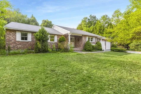 2 Taylor Court Peterborough NH 03458