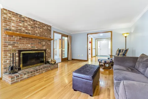 2 Taylor Court Peterborough NH 03458