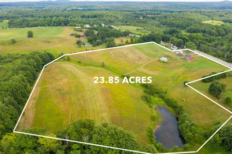 586 Portland Avenue Rollinsford NH 03869