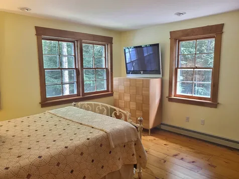 394 Stoney Brook Road New London NH 03257
