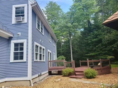 394 Stoney Brook Road New London NH 03257