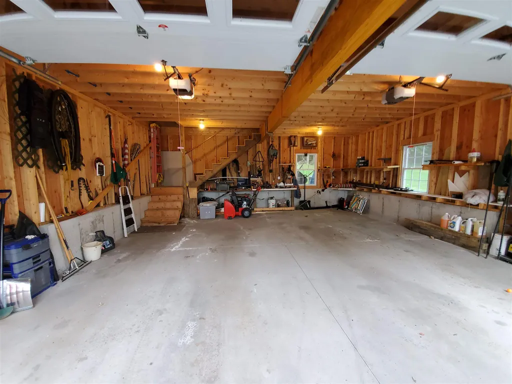 31 Mill Street Enfield NH 03748