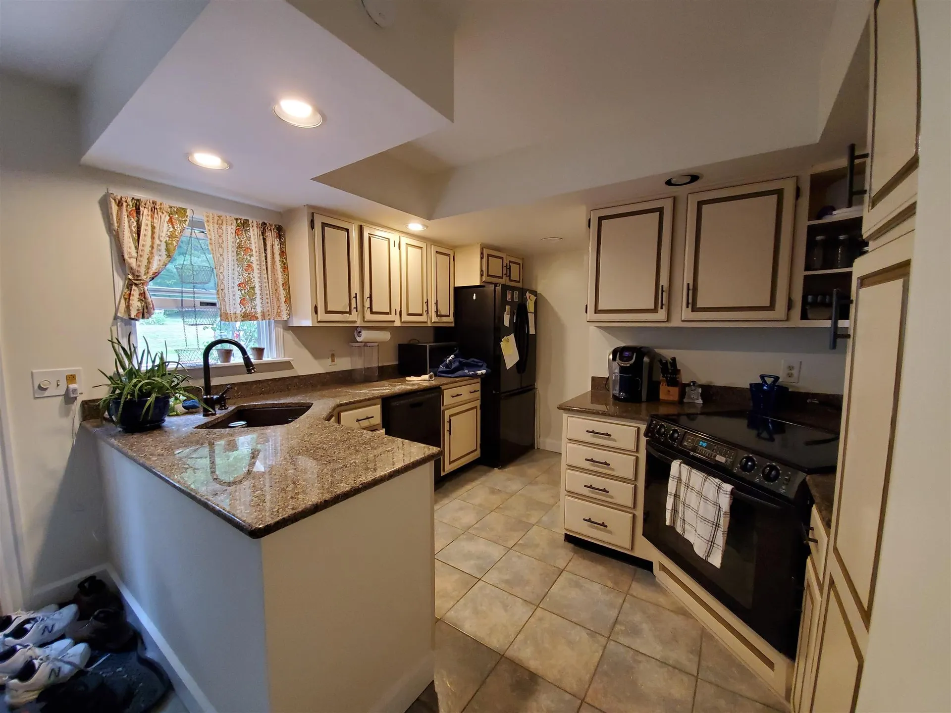 31 Mill Street Enfield NH 03748